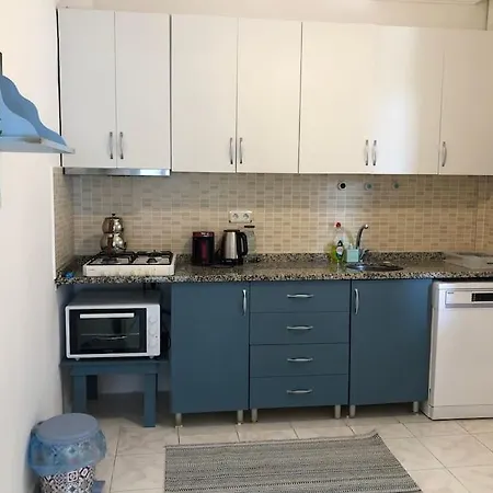 Oezalp Evleri ,datca Merkezde,deniz Manzarali Apartmán *