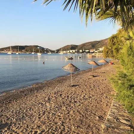 Oezalp Evleri ,datca Merkezde,deniz Manzarali Apartmán *